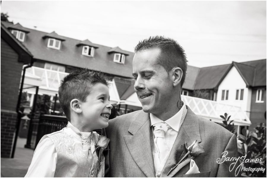 Classical timeless wedding photography at The Fairlawns in Walsall by Traditional Experienced Wedding Photographer Barry James