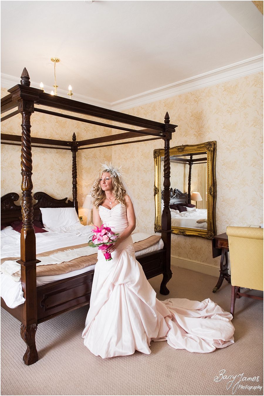 Stunning contemporary wedding photographs at Park House in Shifnal by Wolverhampton Wedding Photographer Barry James