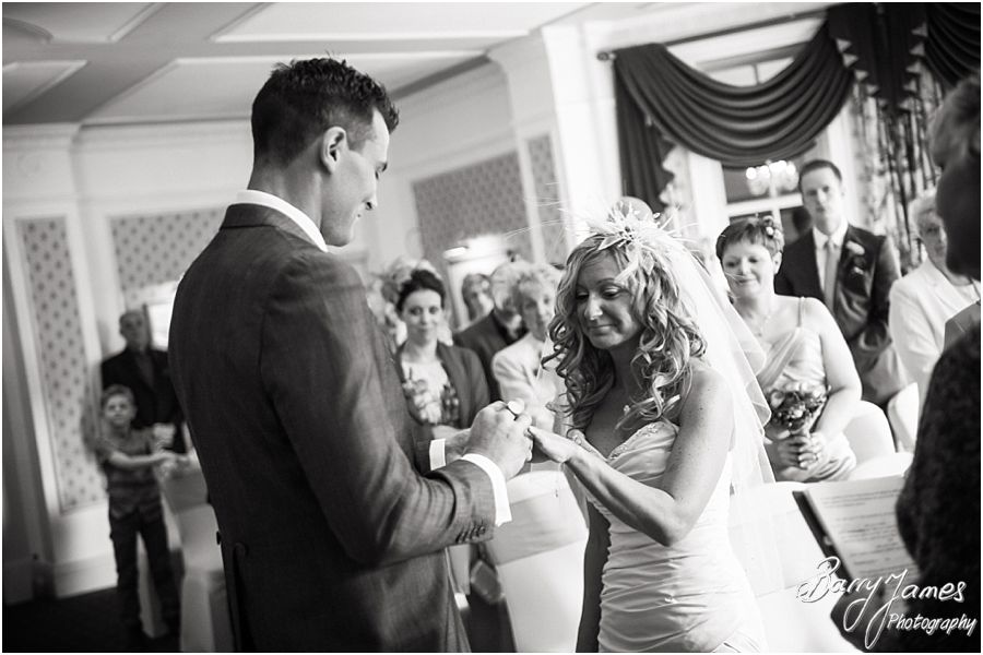 Stunning contemporary wedding photographs at Park House in Shifnal by Wolverhampton Wedding Photographer Barry James