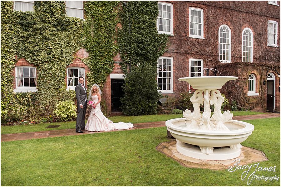 Stunning contemporary wedding photographs at Park House in Shifnal by Wolverhampton Wedding Photographer Barry James