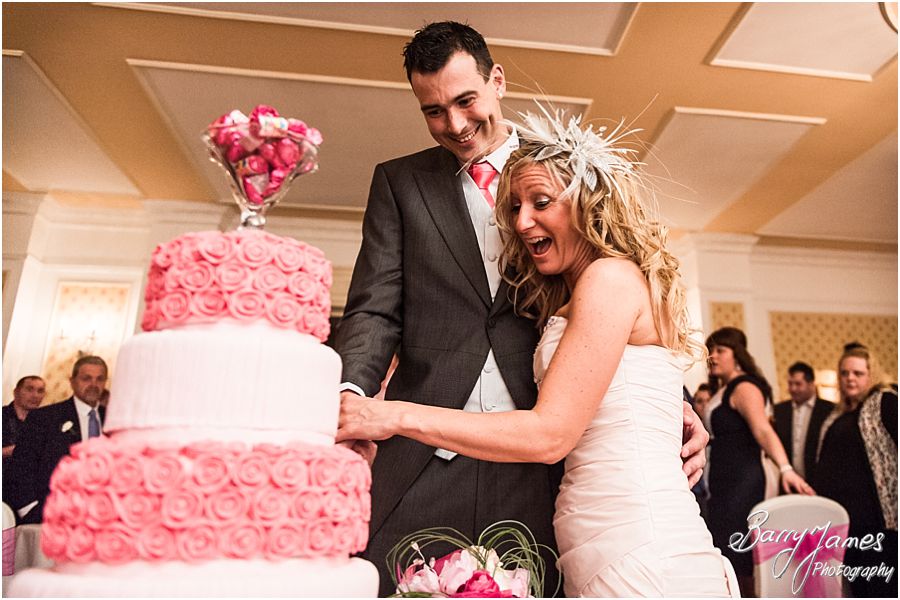 Creative contemporary wedding photography that captures the wedding story at Park House in Shifnal by Wolverhampton Wedding Photographer Barry James