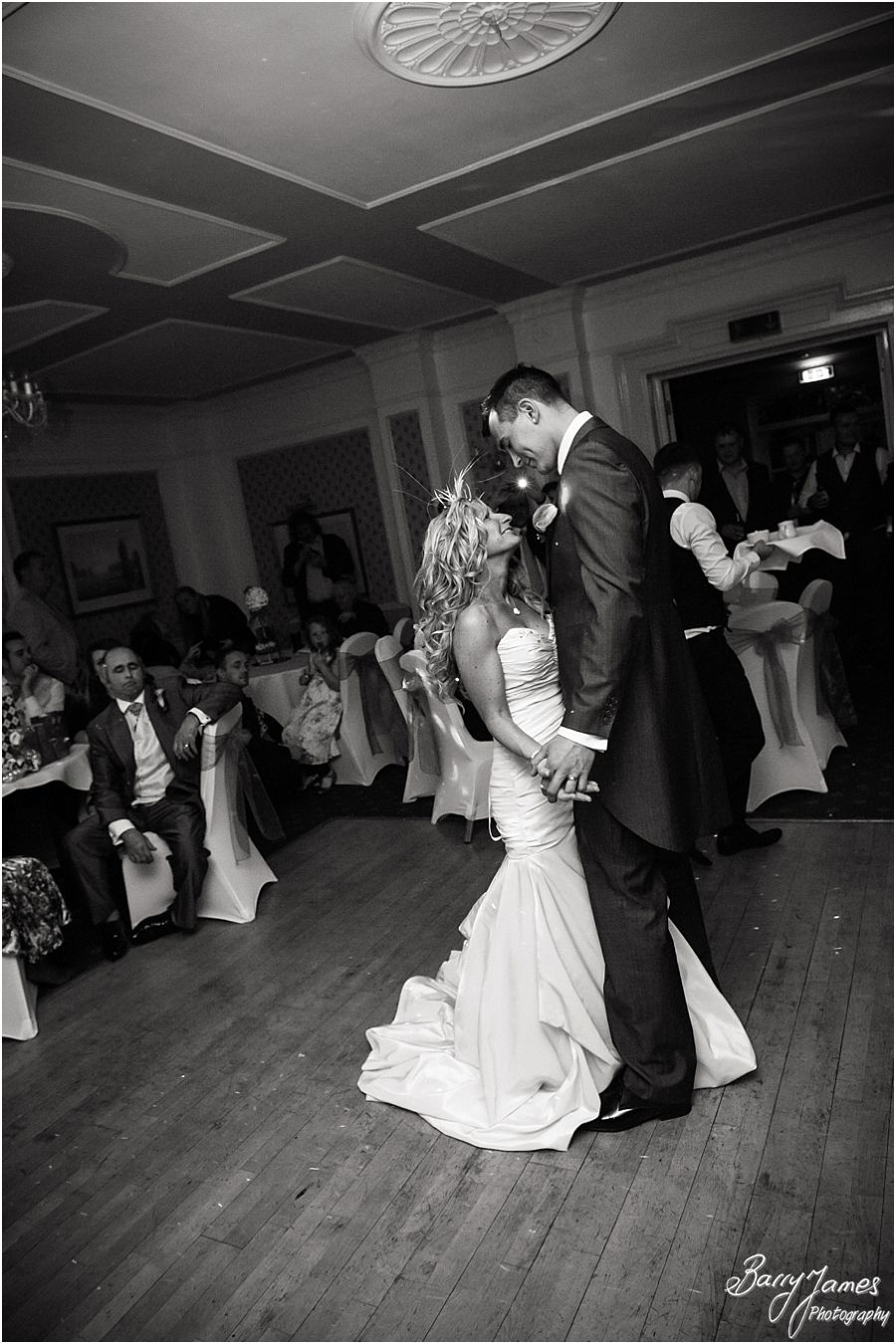 Creative contemporary wedding photography that captures the wedding story at Park House in Shifnal by Wolverhampton Wedding Photographer Barry James