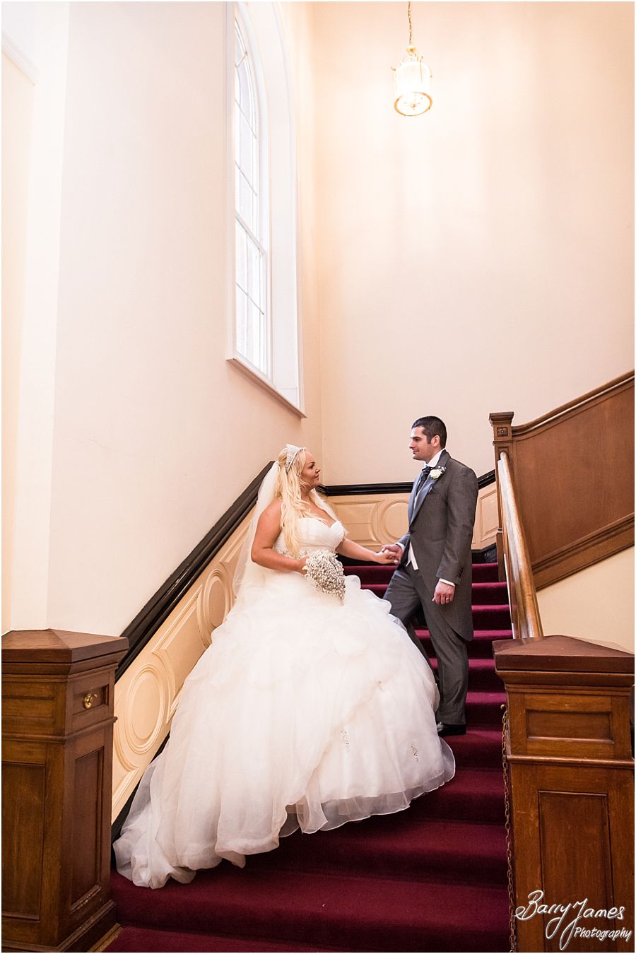 Capturing creative classical and relaxed portraits at Himley Hall in Dudley by Dudley Wedding Photographer Barry James