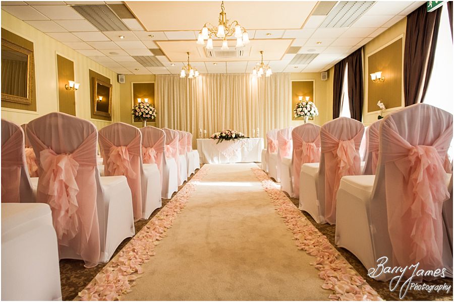 Weddings at The Fairlawns in Walsall by Fairlawns Wedding Photographer Barry James