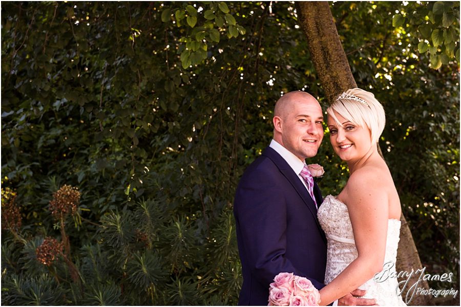 Creative photos of the bride and groom at The Fairlawns in Walsall by Fairlawns Wedding Photographer Barry James